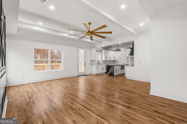 429 Saint Surrey Way, Ellenwood, GA 30294