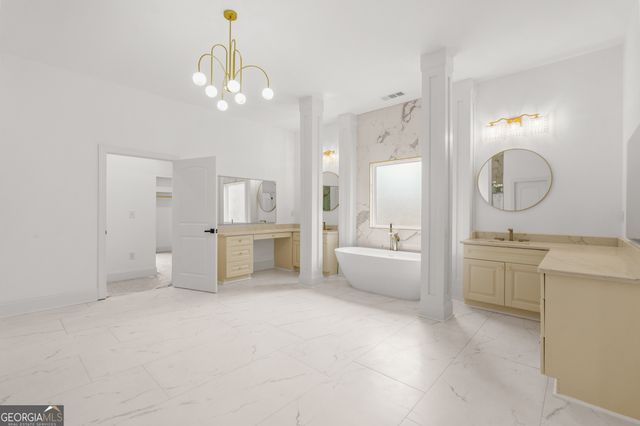 429 Saint Surrey Way, Ellenwood, GA 30294