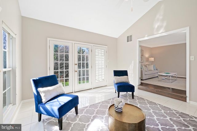 15801 SEURAT DR, North Potomac, MD 20878