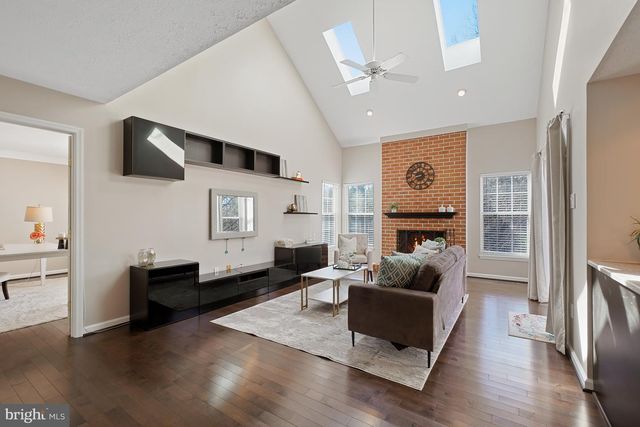 15801 SEURAT DR, North Potomac, MD 20878