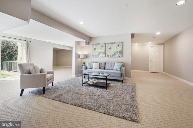 15801 SEURAT DR, North Potomac, MD 20878