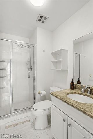 2471 Mulberry Square 15, Bloomfield Hills, MI 48302