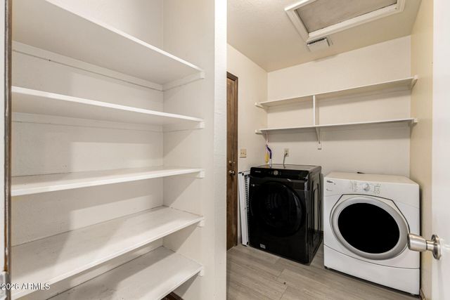 7560 E GOLD DUST Avenue, Scottsdale, AZ 85258