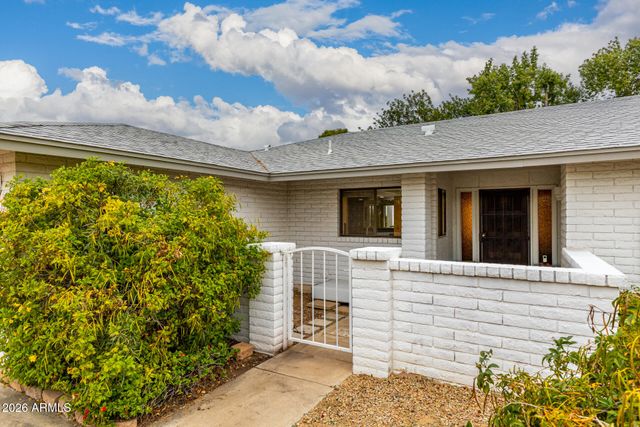 7560 E GOLD DUST Avenue, Scottsdale, AZ 85258