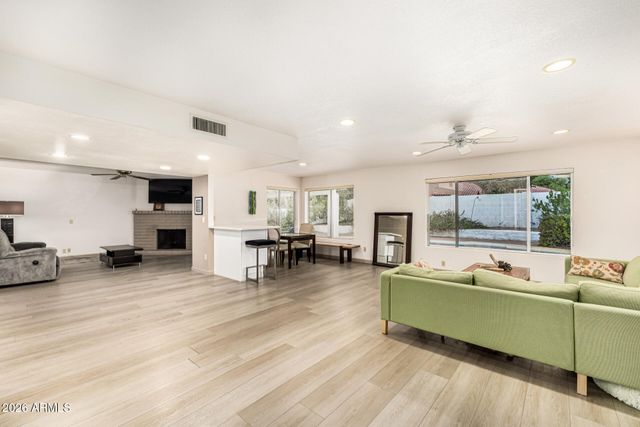 7560 E GOLD DUST Avenue, Scottsdale, AZ 85258