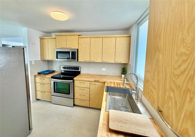 955 C1 EAST 150, Rio Grande, PR 00745