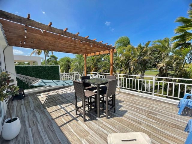 955 C1 EAST 150, Rio Grande, PR 00745