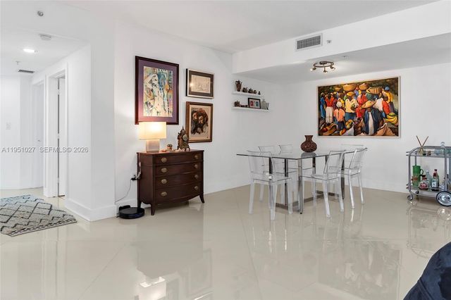 9055 SW 73rd Ct 1205, Miami, FL 33156