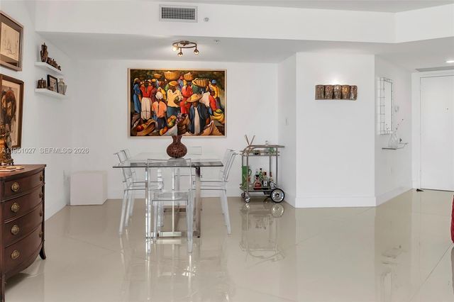 9055 SW 73rd Ct 1205, Miami, FL 33156