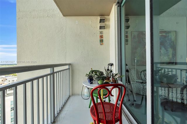 9055 SW 73rd Ct 1205, Miami, FL 33156