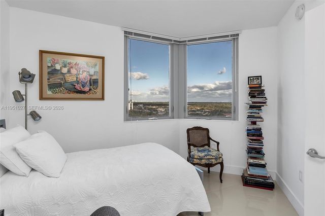 9055 SW 73rd Ct 1205, Miami, FL 33156