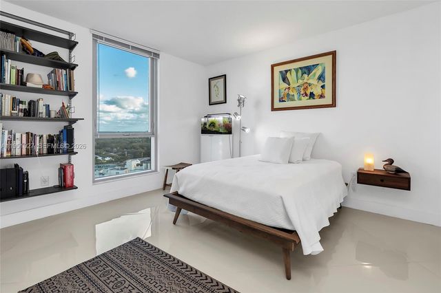 9055 SW 73rd Ct 1205, Miami, FL 33156