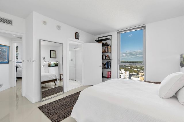 9055 SW 73rd Ct 1205, Miami, FL 33156