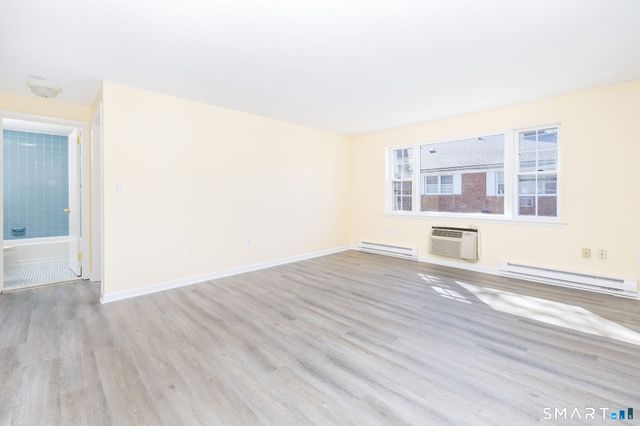 117 Shadow Lane APT B1, West Hartford, CT 06110