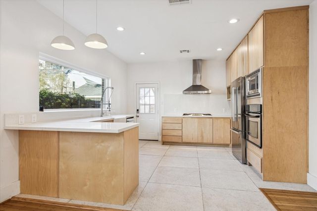 1624 Branard Street, Houston, TX 77006