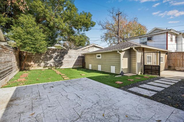 1624 Branard Street, Houston, TX 77006