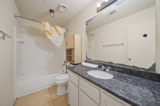 2314 Buttonhill Drive, Missouri City, TX 77489