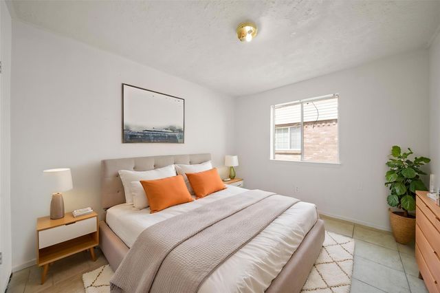 2314 Buttonhill Drive, Missouri City, TX 77489