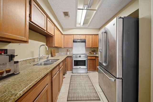 2314 Buttonhill Drive, Missouri City, TX 77489