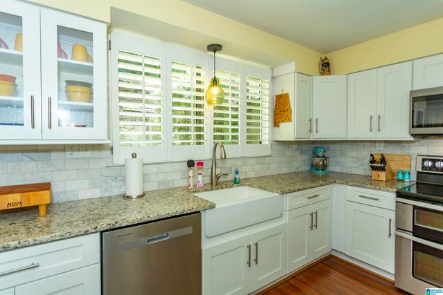 327 HEATH DRIVE, Birmingham, AL 35242