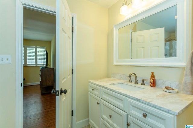 327 HEATH DRIVE, Birmingham, AL 35242