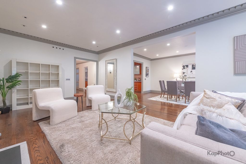 24 E Scott Street 2, Chicago, IL 60610 — photo 4
