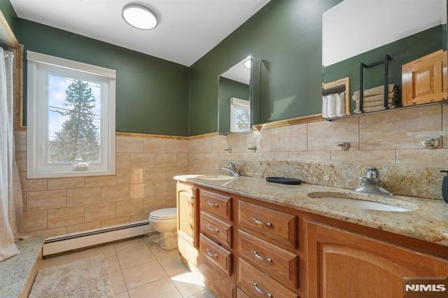 45 Center Street, Englewood Cliffs, NJ 07632