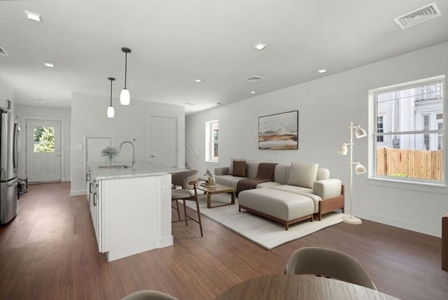 3A Wilson St 3A, Natick, MA 01760