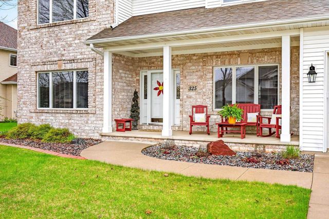 325 E STRATFORD LANE, Appleton, WI 54913