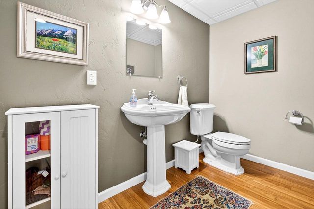 325 E STRATFORD LANE, Appleton, WI 54913