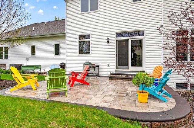 325 E STRATFORD LANE, Appleton, WI 54913