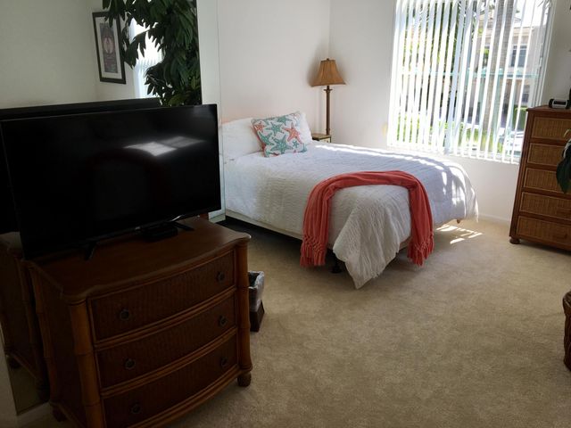 107 Resort Lane, Palm Beach Gardens, FL 33418