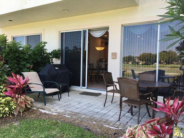 107 Resort Lane, Palm Beach Gardens, FL 33418