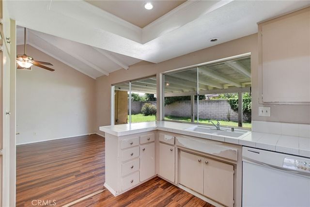 1010 W Orange, Santa Ana, CA 92706