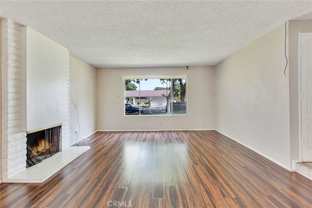 1010 W Orange, Santa Ana, CA 92706