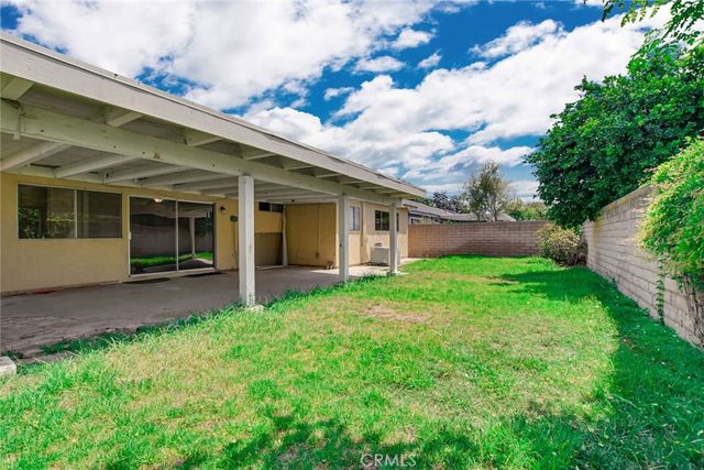 1010 W Orange, Santa Ana, CA 92706
