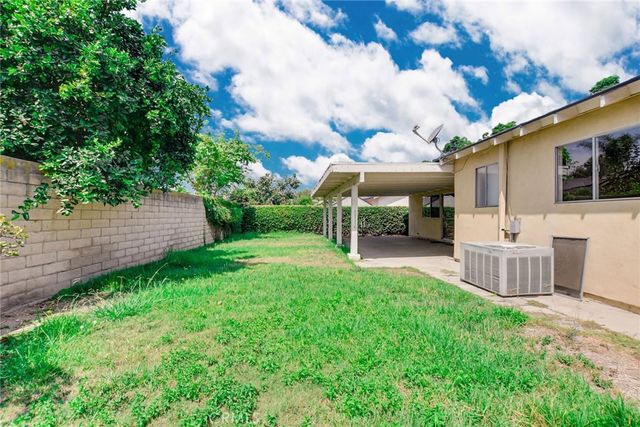1010 W Orange, Santa Ana, CA 92706