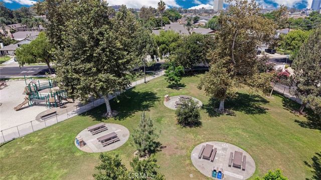 1010 W Orange, Santa Ana, CA 92706
