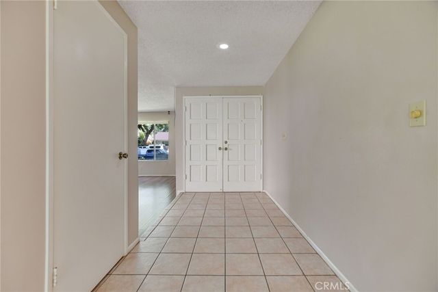 1010 W Orange, Santa Ana, CA 92706