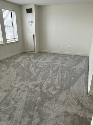 269 Cambridge Rd 602, Woburn, MA 01801