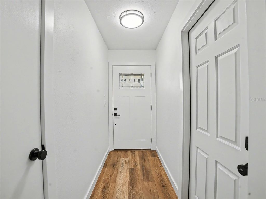 Image 4 of property listing at 4169 MALLARD DRIVE, Safety Harbor, FL 34695