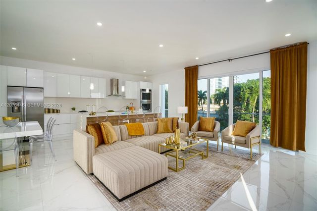 1000 N Riverside Drive, Pompano Beach, FL 33062