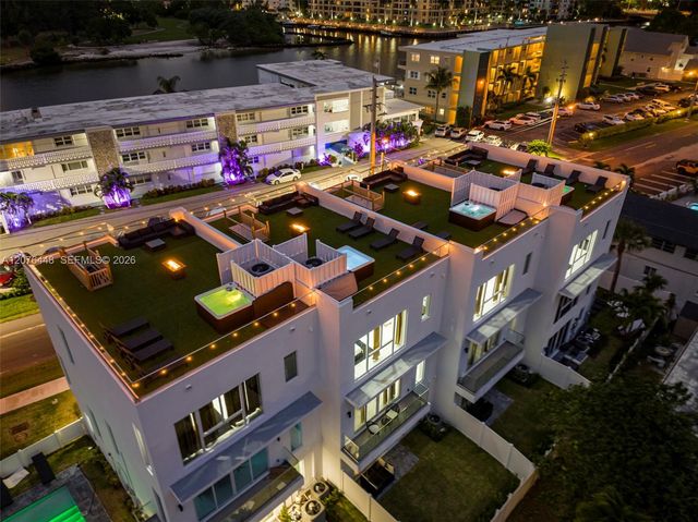 1000 N Riverside Drive, Pompano Beach, FL 33062