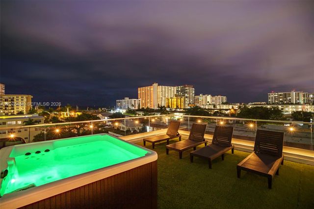 1000 N Riverside Drive, Pompano Beach, FL 33062