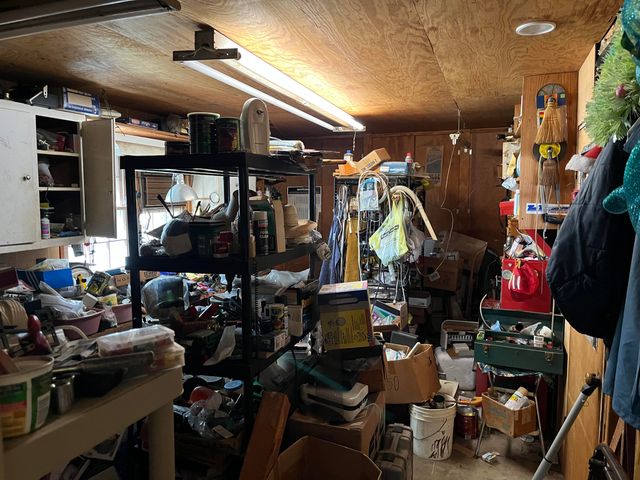 802 Dennis Ave, Leesville, LA 71446