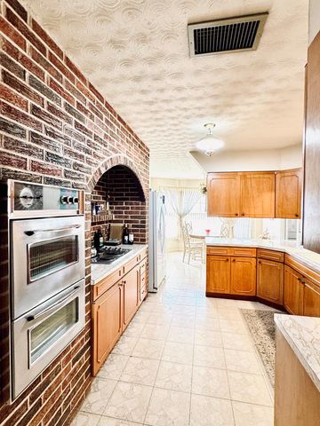 1200 NW 5th St, Andrews, TX 79714