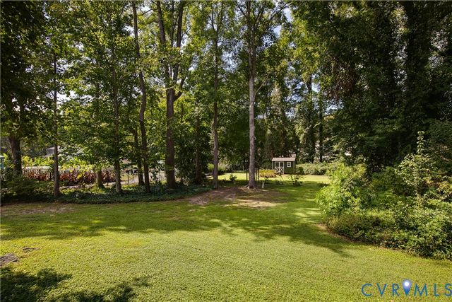 8718 Privet Dr, Chesterfield, VA 23237