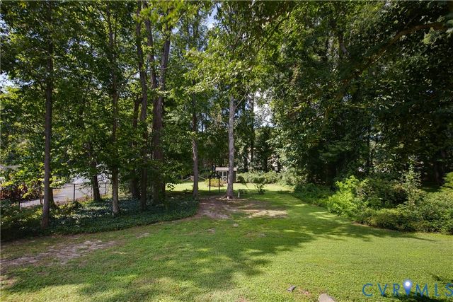 8718 Privet Dr, Chesterfield, VA 23237