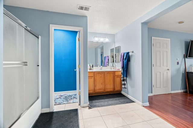 8608 Lott St, Stockton, CA 95212