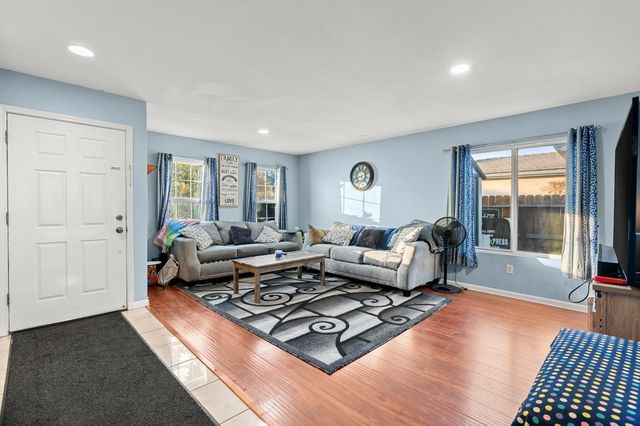 8608 Lott St, Stockton, CA 95212